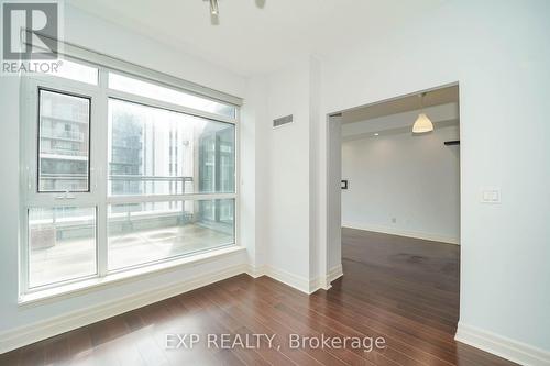 913E - 8110 Birchmount Road, Markham (Unionville), ON - Indoor Photo Showing Other Room