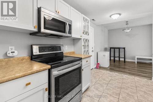 113 - 6350 Dorchester Road E, Niagara Falls (Dorchester), ON - Indoor Photo Showing Kitchen