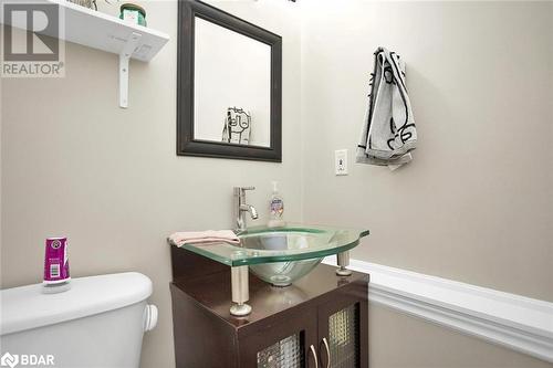 342 South Leaksdale Circle, London, ON - Indoor Photo Showing Bathroom