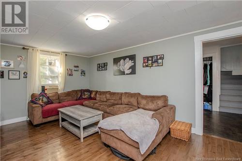 15 Moffatt Lane, Sackville, NB - Indoor Photo Showing Living Room