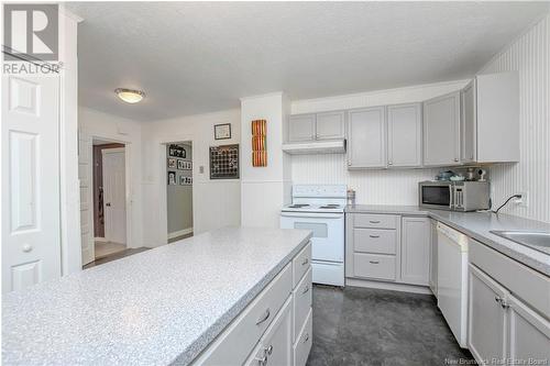 15 Moffatt Lane, Sackville, NB - Indoor Photo Showing Kitchen