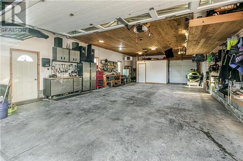 3436 Edna Street, Chelmsford, ON - Indoor Photo Showing Garage