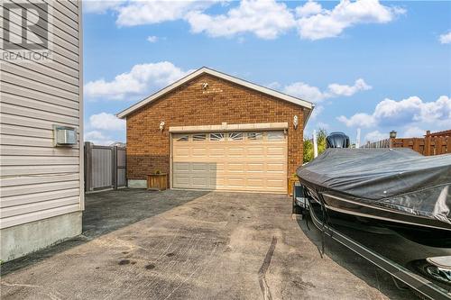 3436 Edna Street, Chelmsford, ON - Outdoor