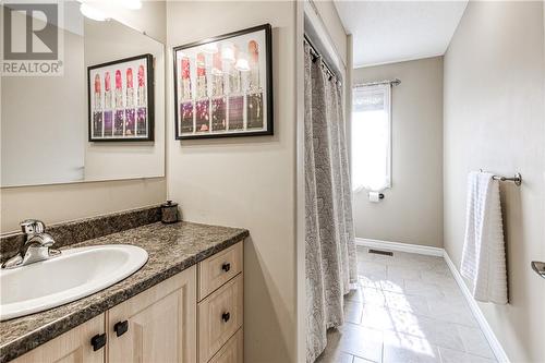 3436 Edna Street, Chelmsford, ON - Indoor Photo Showing Bathroom