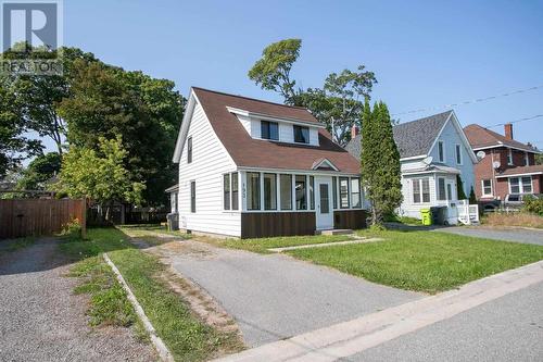 193 Kohler St, Sault Ste. Marie, ON - Outdoor With Facade