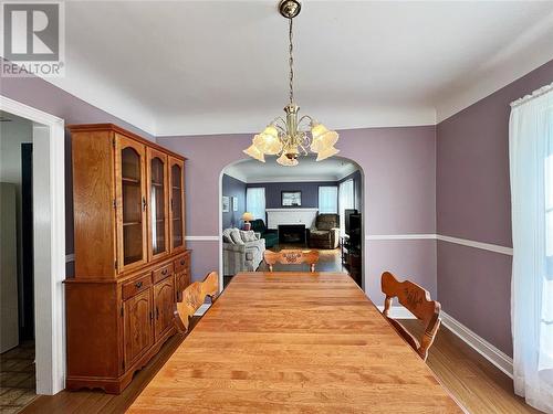 730 London Road, Sarnia, ON - Indoor Photo Showing Dining Room