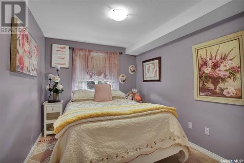 110 600 Centennial Boulevard, Warman, SK - Indoor Photo Showing Bedroom