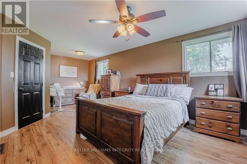 18233 Glen Road, South Glengarry, ON - Indoor Photo Showing Bedroom