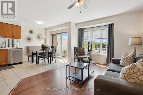 2444 William Jackson Drive, Pickering (Duffin Heights), ON - Indoor Photo Showing Living Room