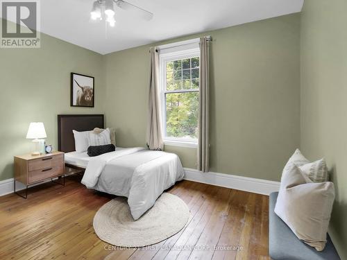 559 St James Street, London, ON - Indoor Photo Showing Bedroom