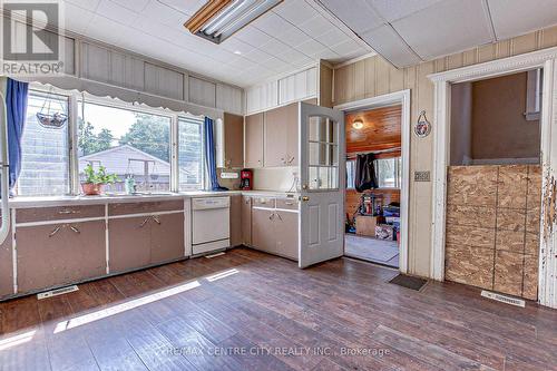 51 East Street, St. Thomas, ON - Indoor Photo Showing Kitchen