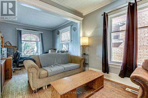 51 East Street, St. Thomas, ON - Indoor Photo Showing Living Room