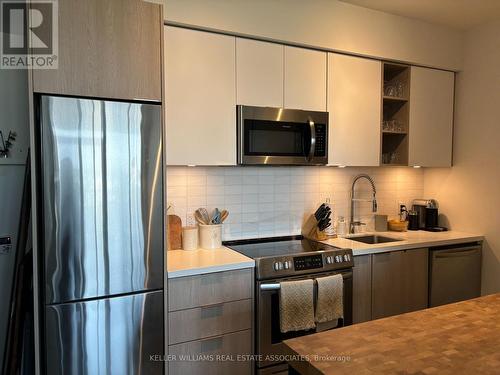 1108 - 30 Ordnance Street, Toronto (Niagara), ON - Indoor Photo Showing Kitchen With Upgraded Kitchen