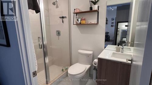 1108 - 30 Ordnance Street, Toronto (Niagara), ON - Indoor Photo Showing Bathroom