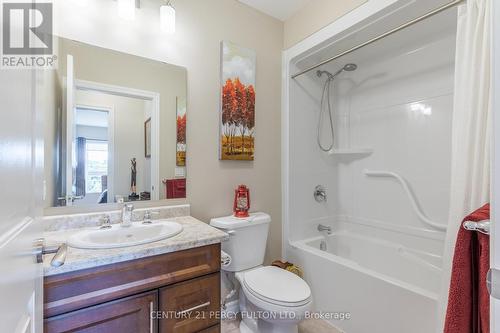 408 - 58 Glenelg Street W, Kawartha Lakes, ON - Indoor Photo Showing Bathroom