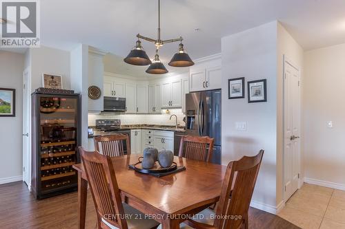 408 - 58 Glenelg Street W, Kawartha Lakes, ON - Indoor Photo Showing Dining Room