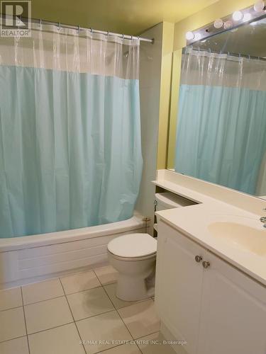 3303 - 4968 Yonge Street, Toronto, ON - Indoor Photo Showing Bathroom