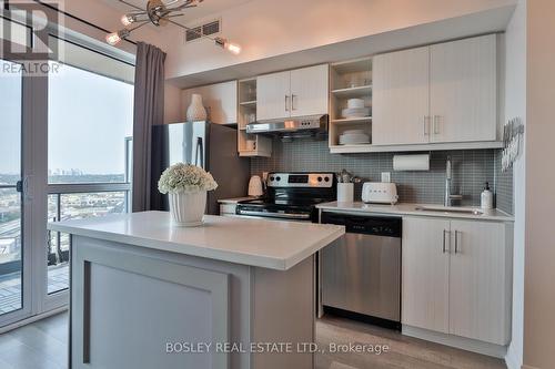 Lph 10 - 160 Vanderhoof Avenue, Toronto (Leaside), ON - Indoor Photo Showing Kitchen