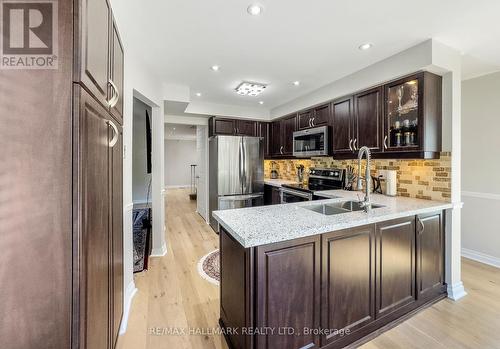 32 Noake Crescent, Ajax, ON - Indoor Photo Showing Kitchen With Double Sink