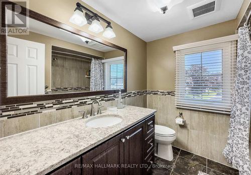 32 Noake Crescent, Ajax, ON - Indoor Photo Showing Bathroom