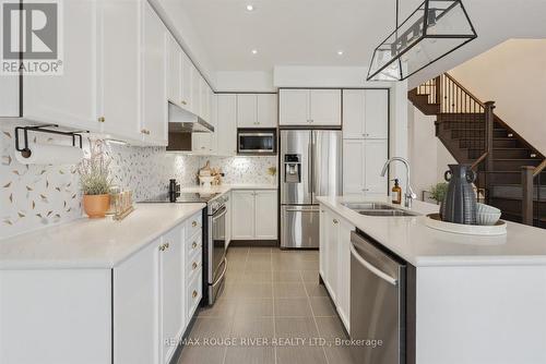 113 Cathedral Drive, Whitby (Rolling Acres), ON - Indoor Photo Showing Kitchen With Stainless Steel Kitchen With Double Sink With Upgraded Kitchen