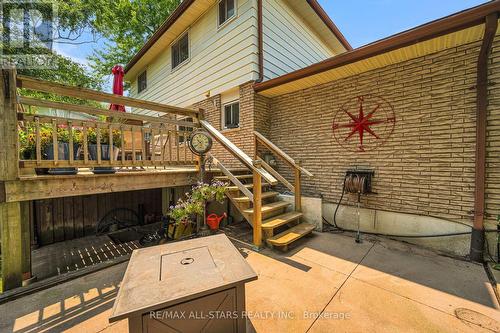 5 Burk Court, Clarington (Bowmanville), ON - Outdoor With Deck Patio Veranda With Exterior