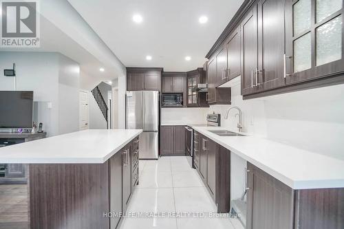 92 Kruger Road, Markham, ON - Indoor Photo Showing Kitchen With Stainless Steel Kitchen With Double Sink With Upgraded Kitchen