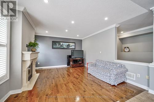 816 Millard Street, Whitchurch-Stouffville, ON - Indoor With Fireplace