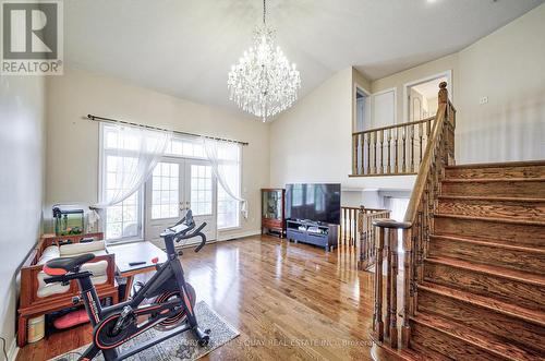 816 Millard Street, Whitchurch-Stouffville, ON - Indoor Photo Showing Other Room