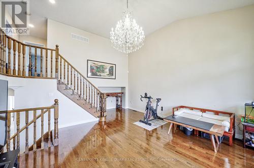 816 Millard Street, Whitchurch-Stouffville, ON - Indoor Photo Showing Other Room