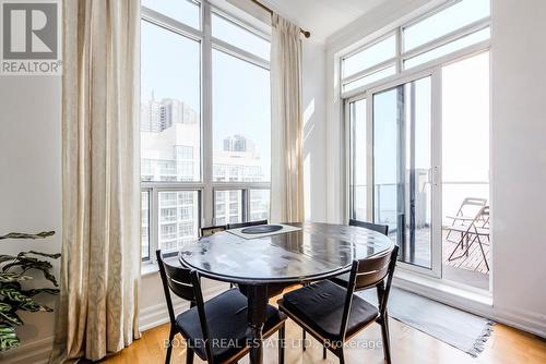 Ph09 - 2083 Lake Shore Boulevard W, Toronto (Mimico), ON - Indoor Photo Showing Dining Room