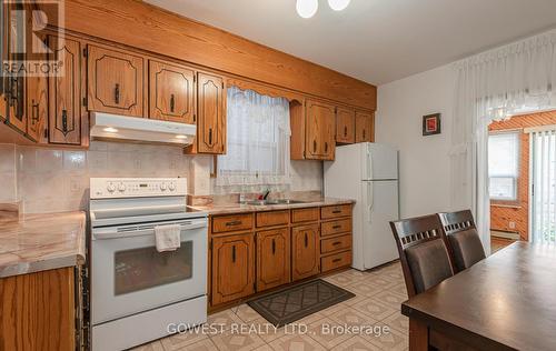 206 Macdonell Avenue, Toronto (Roncesvalles), ON - Indoor Photo Showing Kitchen With Double Sink