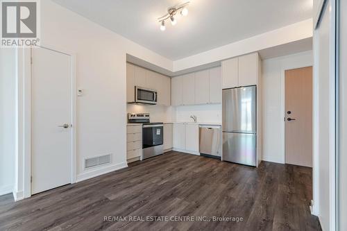 210 - 1440 Clarriage Court, Milton (Ford), ON - Indoor Photo Showing Kitchen With Stainless Steel Kitchen