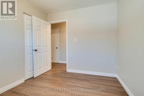 18 Costain Court, Hamilton, ON - Indoor Photo Showing Other Room