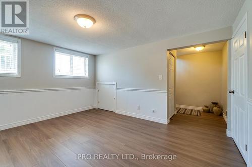 18 Costain Court, Hamilton, ON - Indoor Photo Showing Other Room