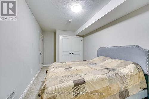 41 - 253 Chapel Hill Drive, Kitchener, ON - Indoor Photo Showing Bedroom