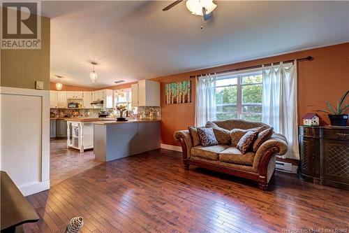 382 Cumberland Road, Lakeside, NB - Indoor