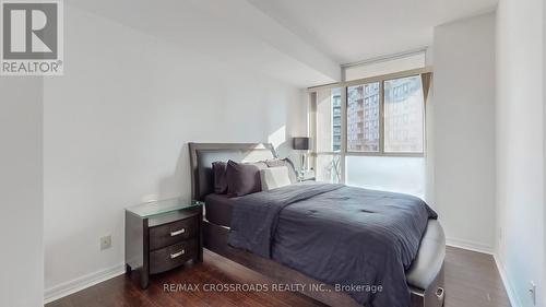 608 - 225 Webb Drive, Mississauga (City Centre), ON - Indoor Photo Showing Bedroom