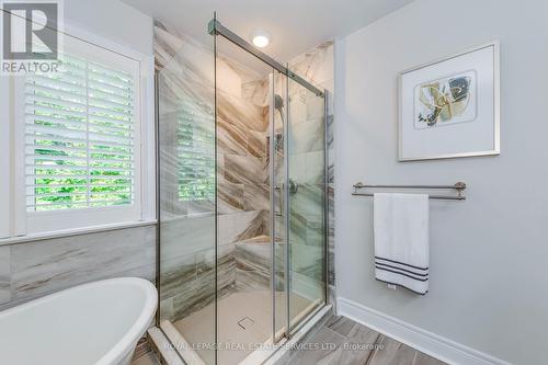 10 - 2303 Hill Ridge Court, Oakville (West Oak Trails), ON - Indoor Photo Showing Bathroom