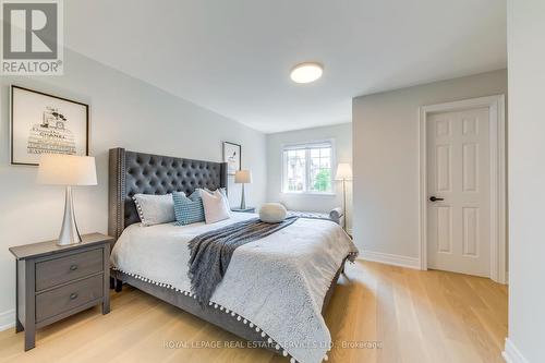 10 - 2303 Hill Ridge Court, Oakville, ON - Indoor Photo Showing Bedroom