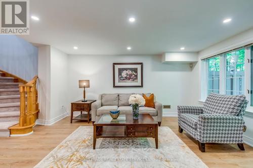 10 - 2303 Hill Ridge Court, Oakville (West Oak Trails), ON - Indoor Photo Showing Living Room