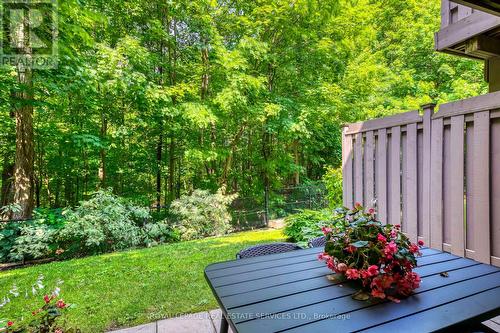 10 - 2303 Hill Ridge Court, Oakville (West Oak Trails), ON - Outdoor