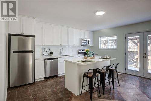 128 Dufferin Street, Sudbury, ON - Indoor Photo Showing Kitchen