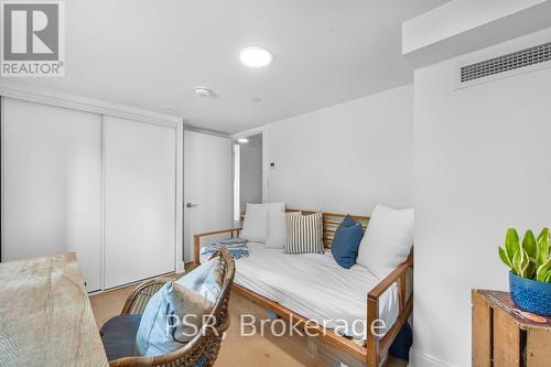 105 - 430 Roncesvalles Avenue, Toronto, ON - Indoor Photo Showing Bedroom