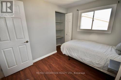 1800 Attawandaron Road, London, ON - Indoor Photo Showing Bedroom