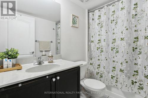 2113 - 6 Dayspring Circle, Brampton (Goreway Drive Corridor), ON - Indoor Photo Showing Bathroom