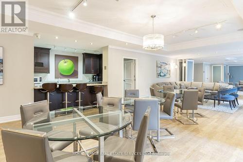 102 - 900 Mount Pleasant Road, Toronto (Mount Pleasant West), ON - Indoor Photo Showing Dining Room