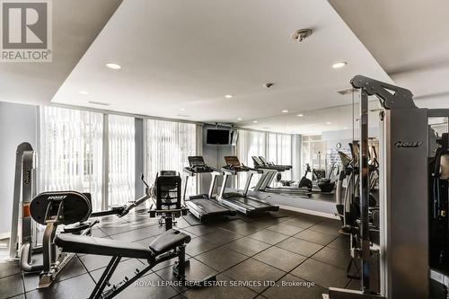 102 - 900 Mount Pleasant Road, Toronto (Mount Pleasant West), ON - Indoor Photo Showing Gym Room