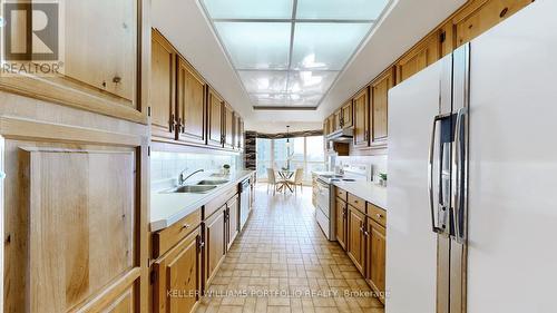 1901 - 85 Skymark Drive, Toronto (Hillcrest Village), ON - Indoor Photo Showing Kitchen