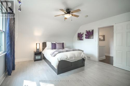 2138 Russett Road, Mississauga, ON - Indoor Photo Showing Bedroom